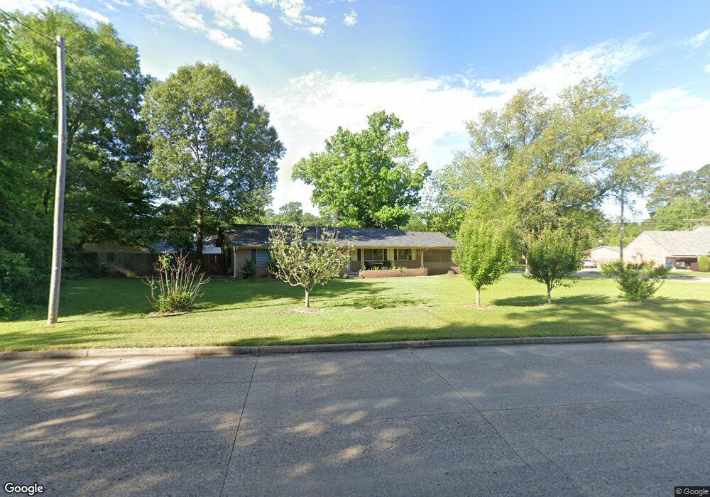 1400 Woodlawn St, Kilgore, TX 75662 - photo 1