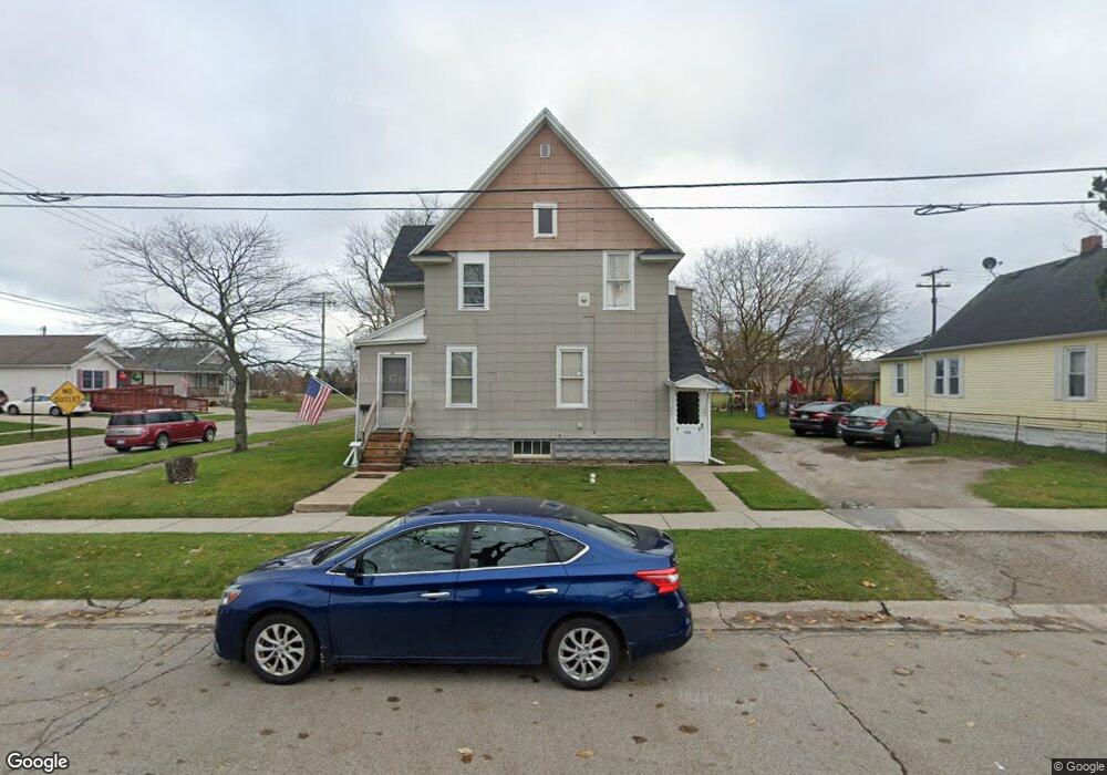 436 11th St, Port Huron, MI 48060 - photo 1