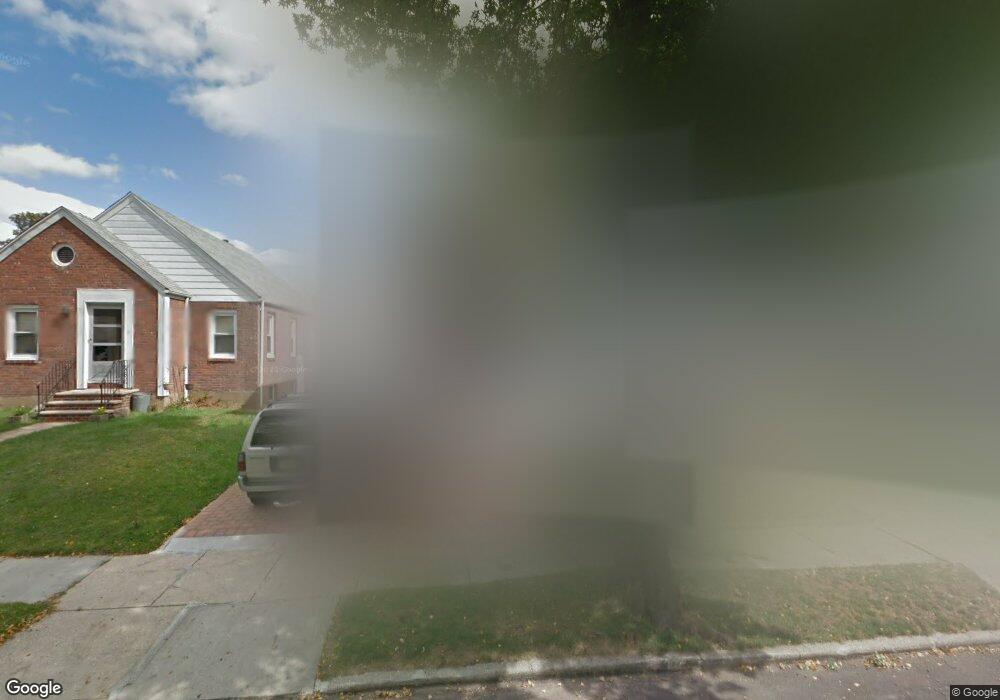 5323 192nd St, Fresh Meadows, NY 11365 - photo 1