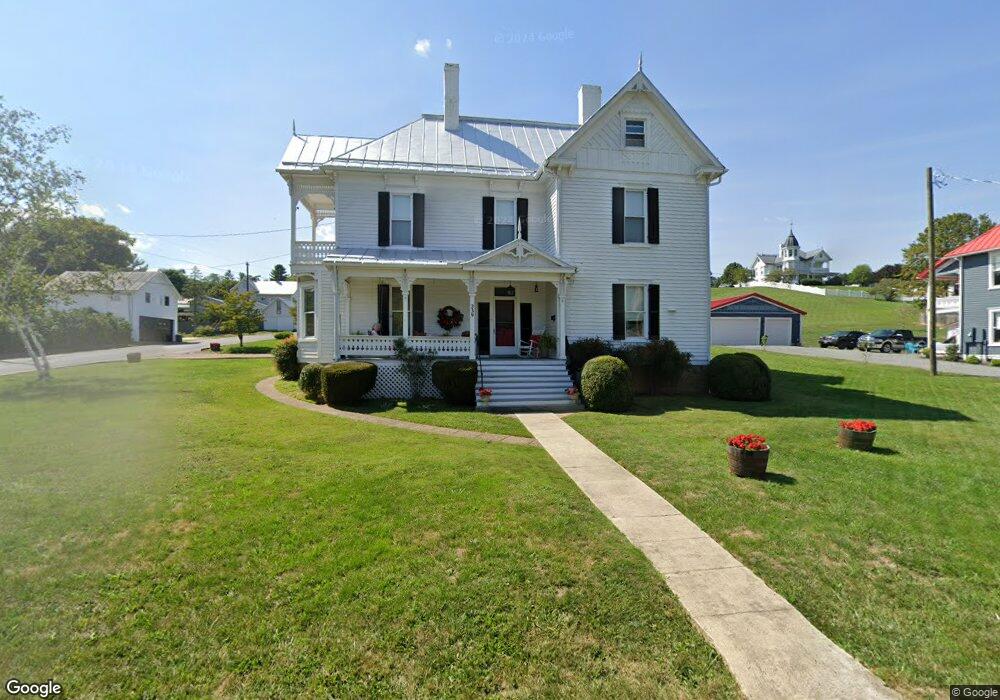 239 N Main St, Franklin, WV 26807 - photo 1