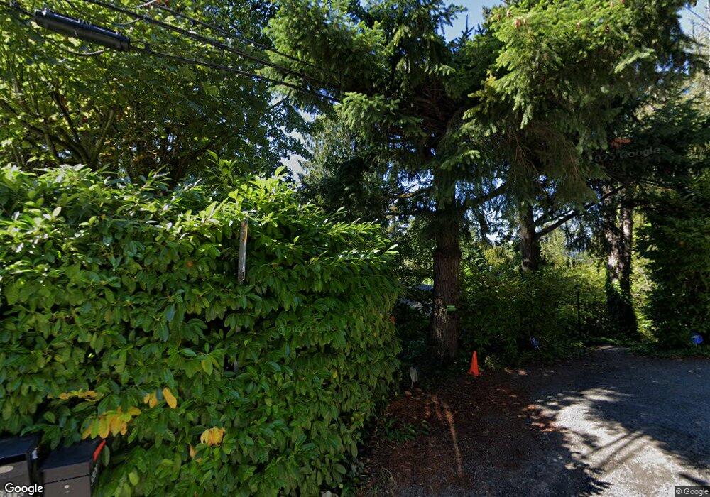 8028 Mitchell St, Mercer Island, WA 98040 - photo 1