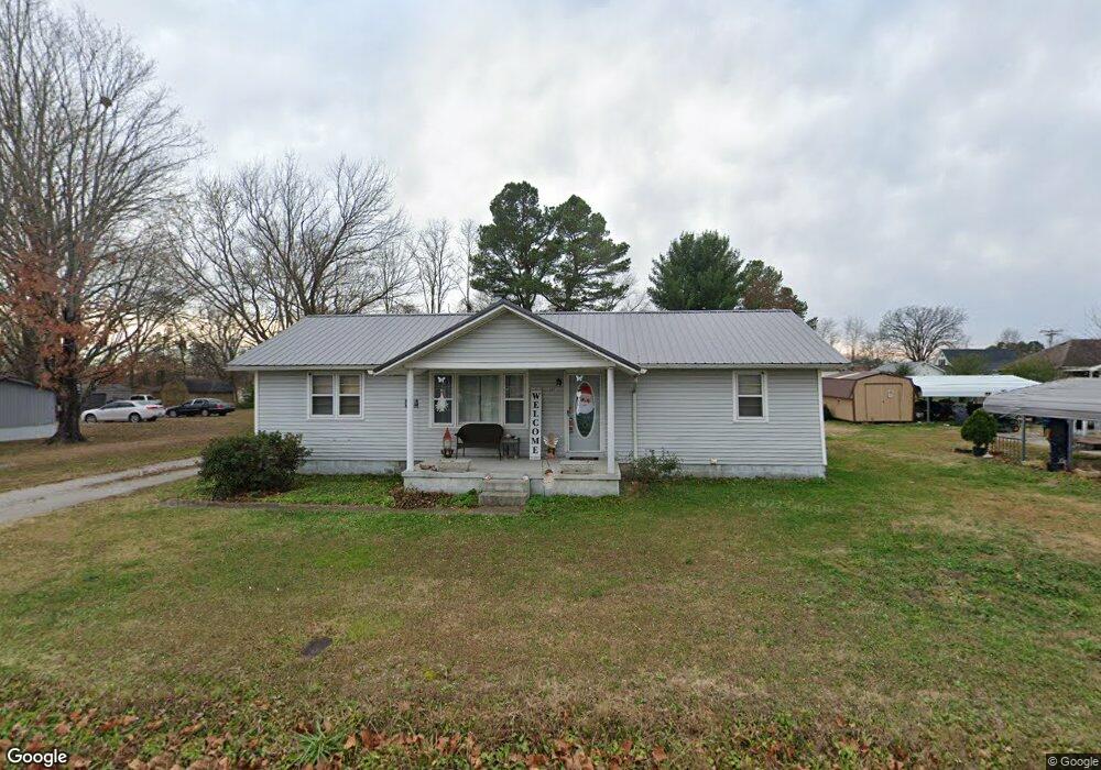 207 W Coffee St, Manchester, TN 37355 - photo 1