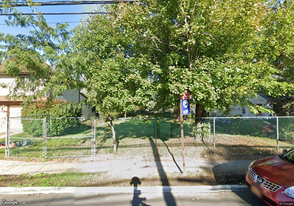 3889 Victory Blvd, Staten Island, NY 10314 - photo 1