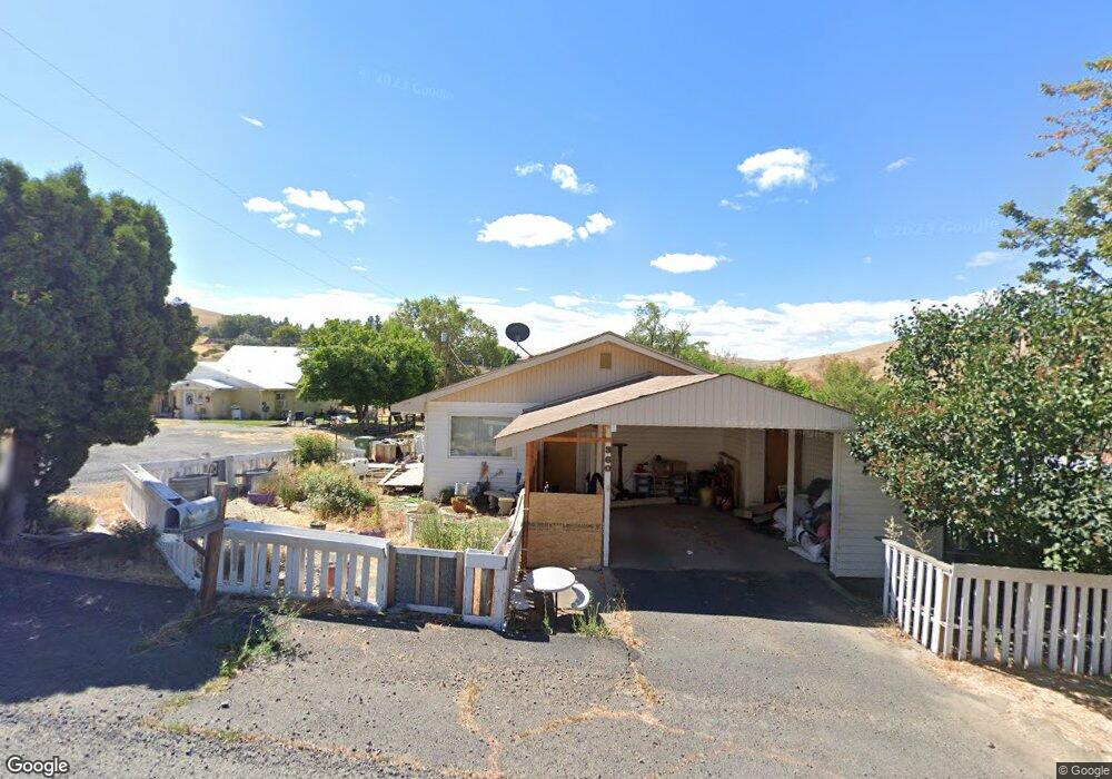 360 E Aiken St, Heppner, OR 97836 - photo 1