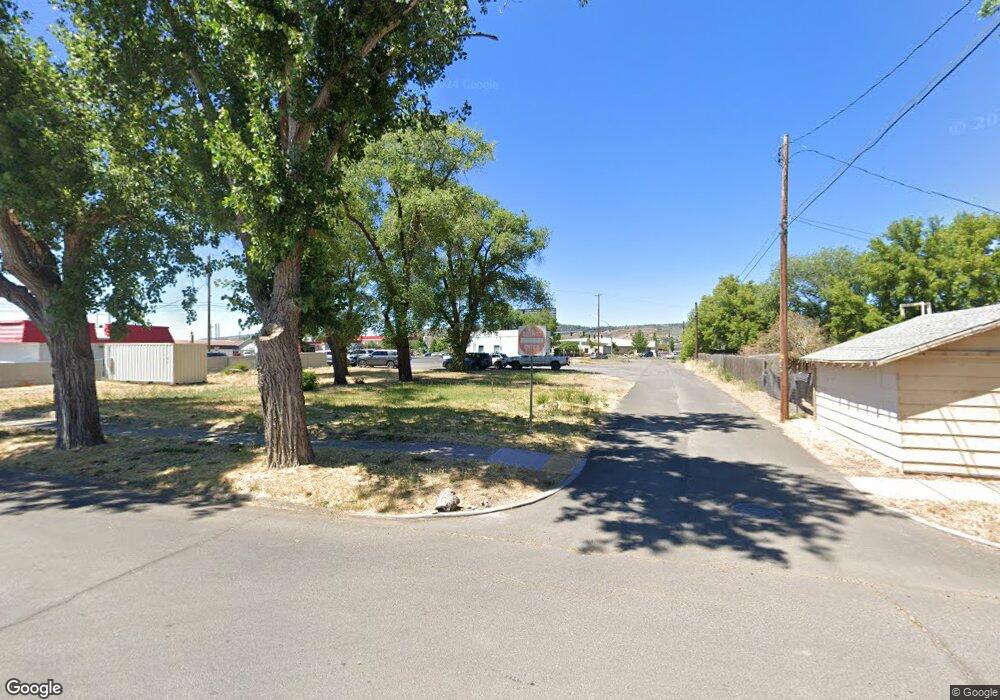 1522 Martin St, Klamath Falls, OR 97601 - photo 1