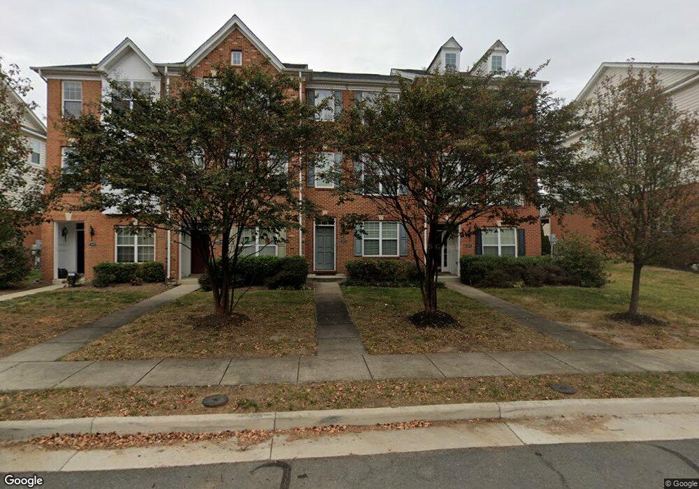 23075 Weybridge Square, Broadlands, VA 20148 - photo 1