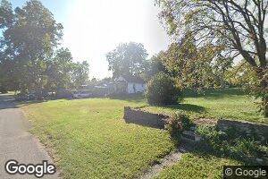 215 S 5th St, Jeffersonville, IN 47130