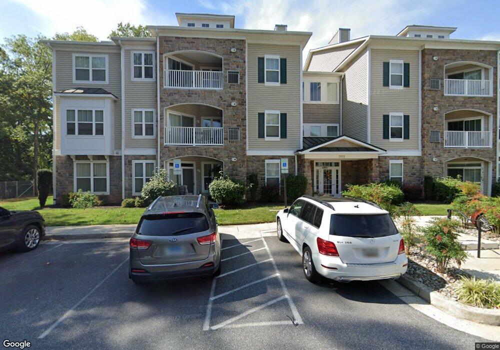 302 Wyndham Cir unit 302E, Owings Mills, MD 21117 - photo 1