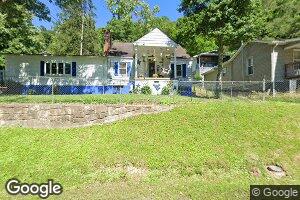97 Jackson St, Gauley Bridge, WV 25085
