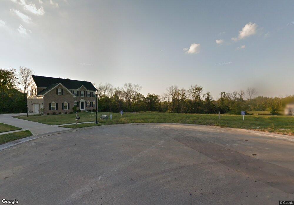 5035 Lakota Woods Dr, Liberty Township, OH 45044 - photo 1