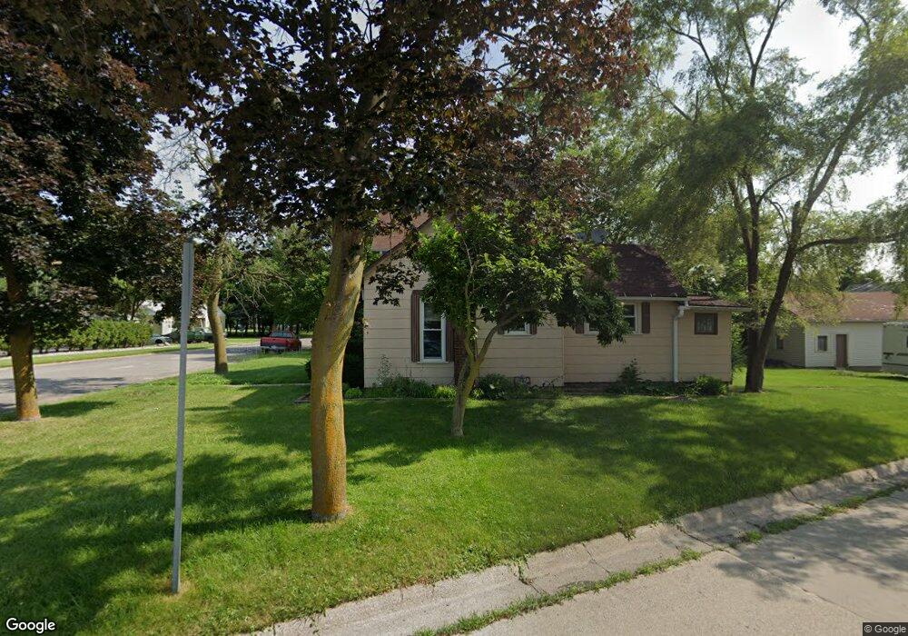 1722 Sprott St, Auburn, IN 46706 - photo 1