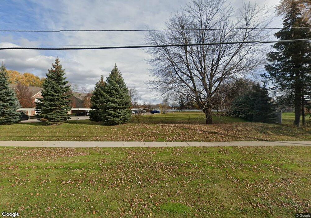 34082 Utica Rd unit 21, Fraser, MI 48026 - photo 1