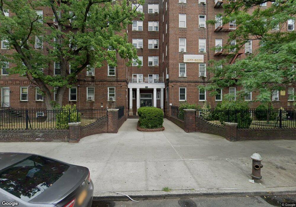 435 Ocean Pkwy unit 1E, Brooklyn, NY 11218 - photo 1