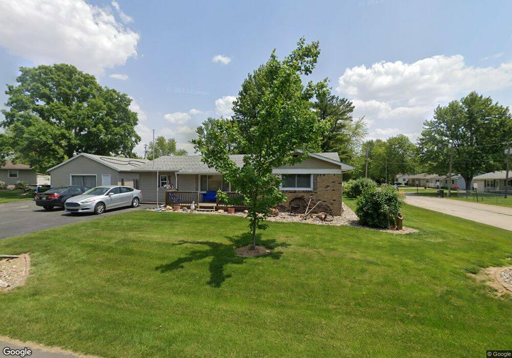 204 Maxine Dr, Ossian, IN 46777 - photo 1