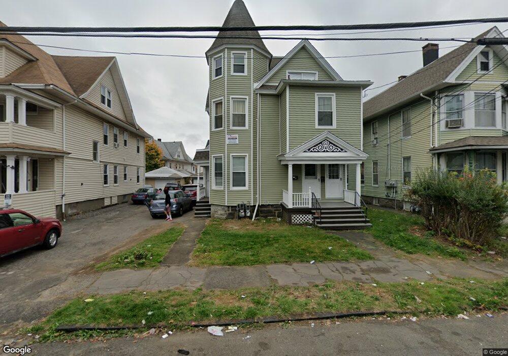 245 Wells St unit 2, Bridgeport, CT 06606 - photo 1