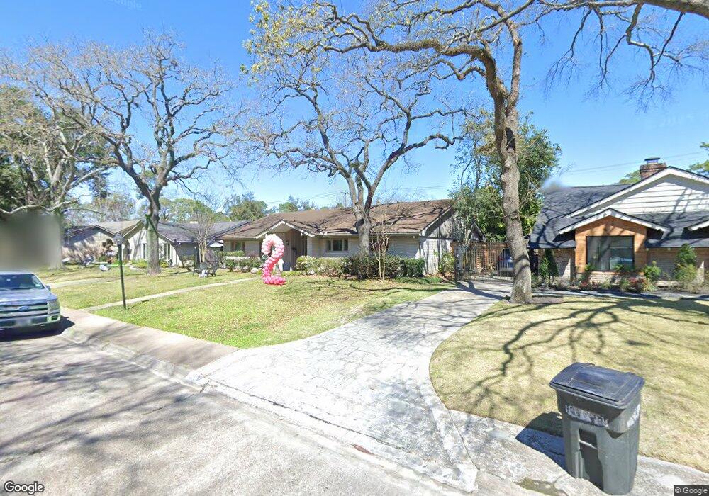 10042 Briar Rose Dr, Houston, TX 77042 - photo 1