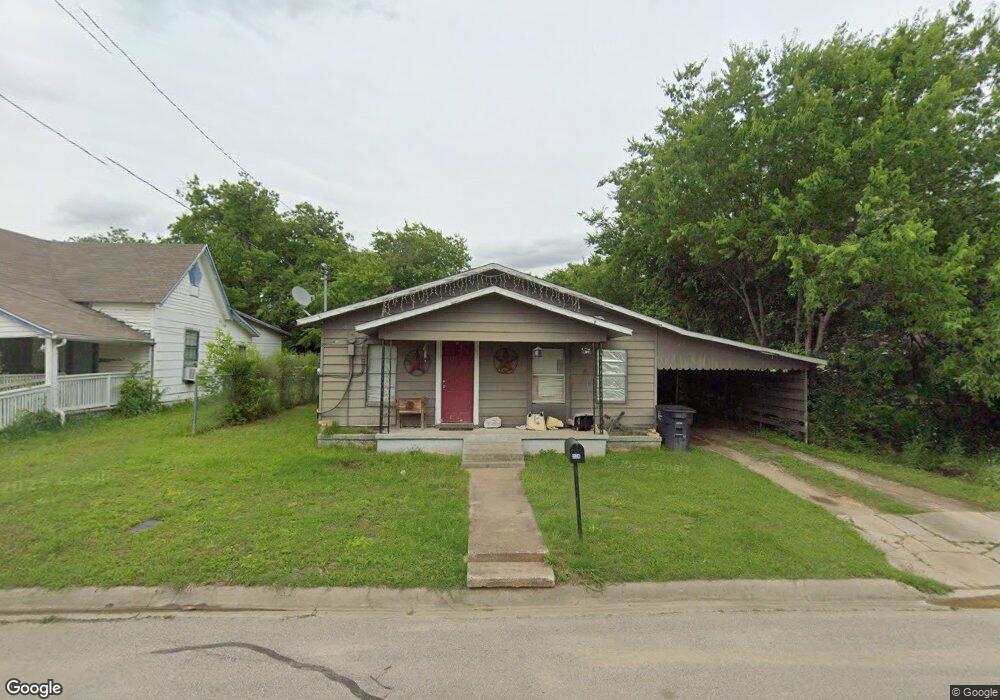 224 Huron St, Cleburne, TX 76031 - photo 1