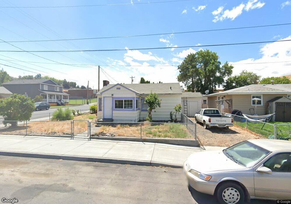 190 Quaid St, Heppner, OR 97836 - photo 1