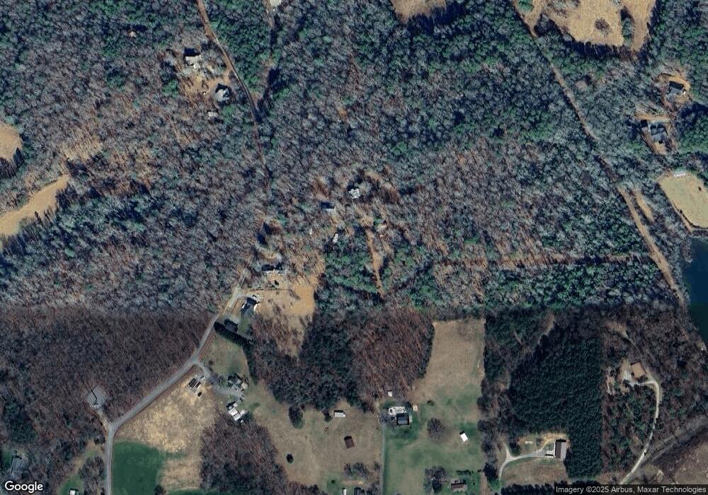 304 Dockery Ln, Mineral Bluff, GA 30559 - photo 1