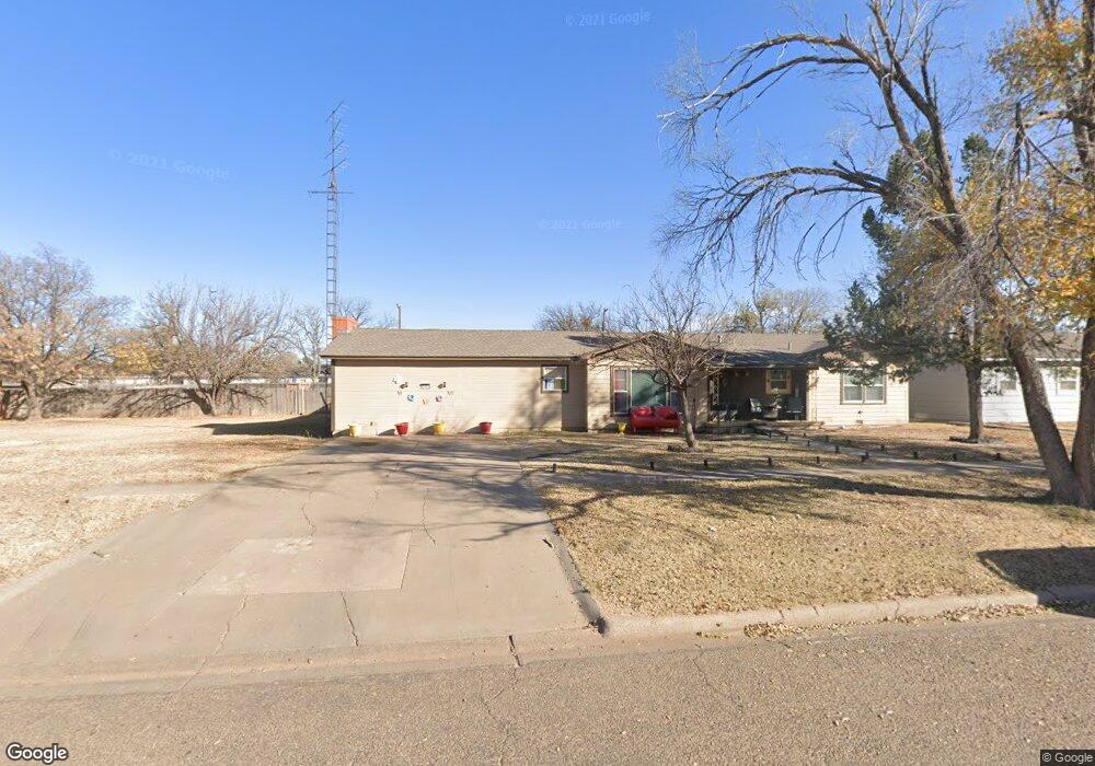 1410 Utica St, Plainview, TX 79072 - photo 1