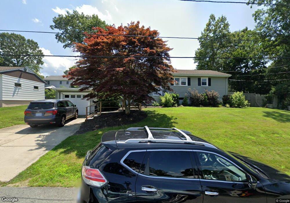 39 Pine Tree Rd, Tiverton, RI 02878 - photo 1