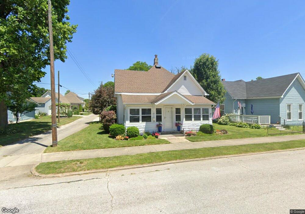 317 S Vine St, Plainfield, IN 46168 - photo 1