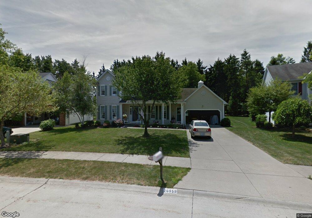 26959 Arbor Ln, Olmsted Falls, OH 44138 - photo 1