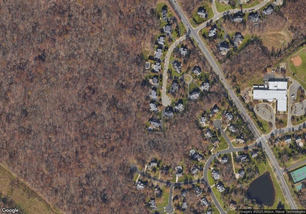 5858 Saddle Downs Place, Centreville, VA 20120 - photo 1