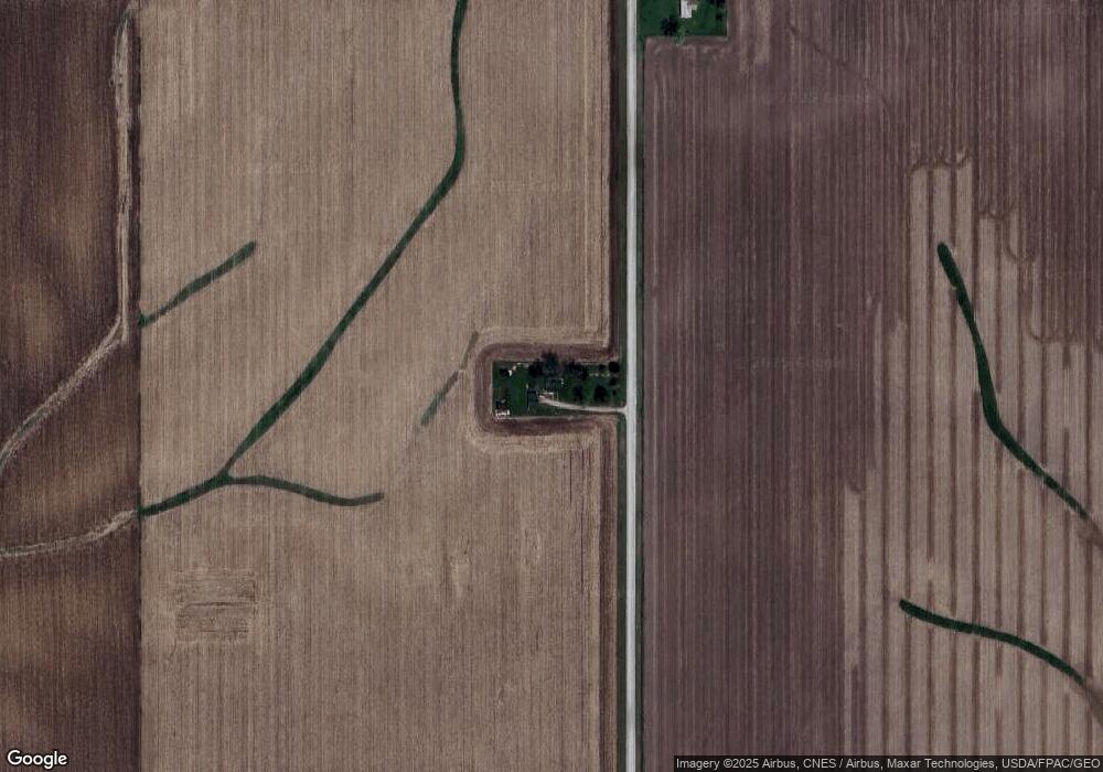 1569 E 84th St S, Newton, IA 50208 - photo 1