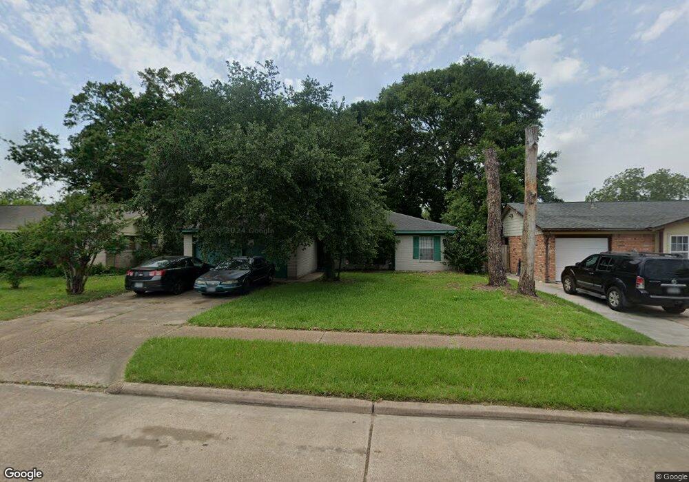 1206 Hidden Valley Dr, Houston, TX 77088 - photo 1