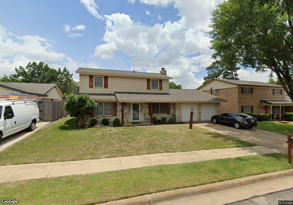 1916 Chattanooga Dr, Bedford, TX 76022 - photo 1