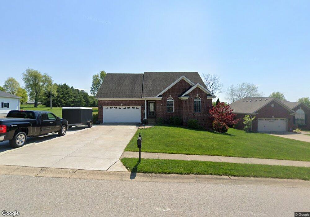 1023 Wildflower Dr, Georgetown, IN 47122 - photo 1