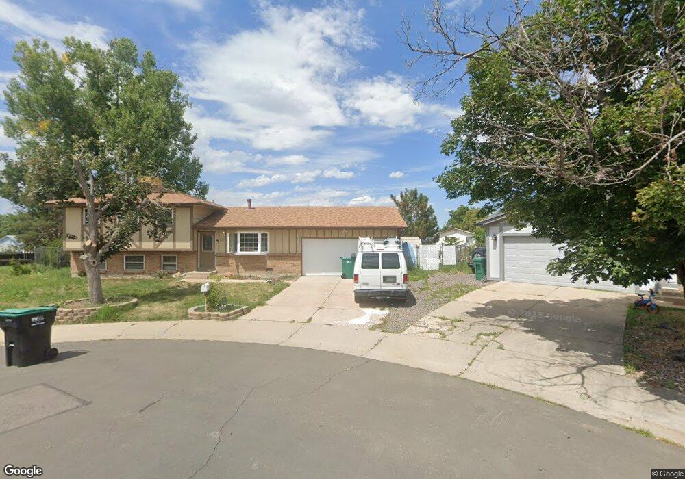 659 S Newark Ct, Aurora, CO 80012 - photo 1