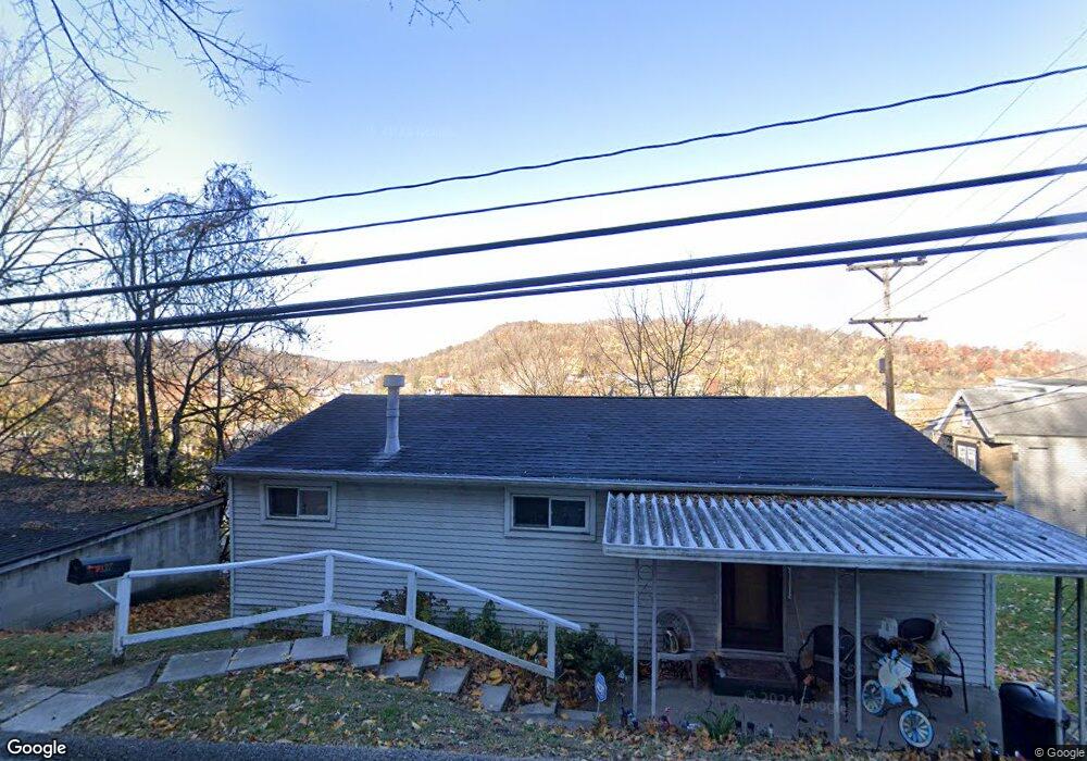 137 N 3rd St, West Newton, PA 15089 - photo 1