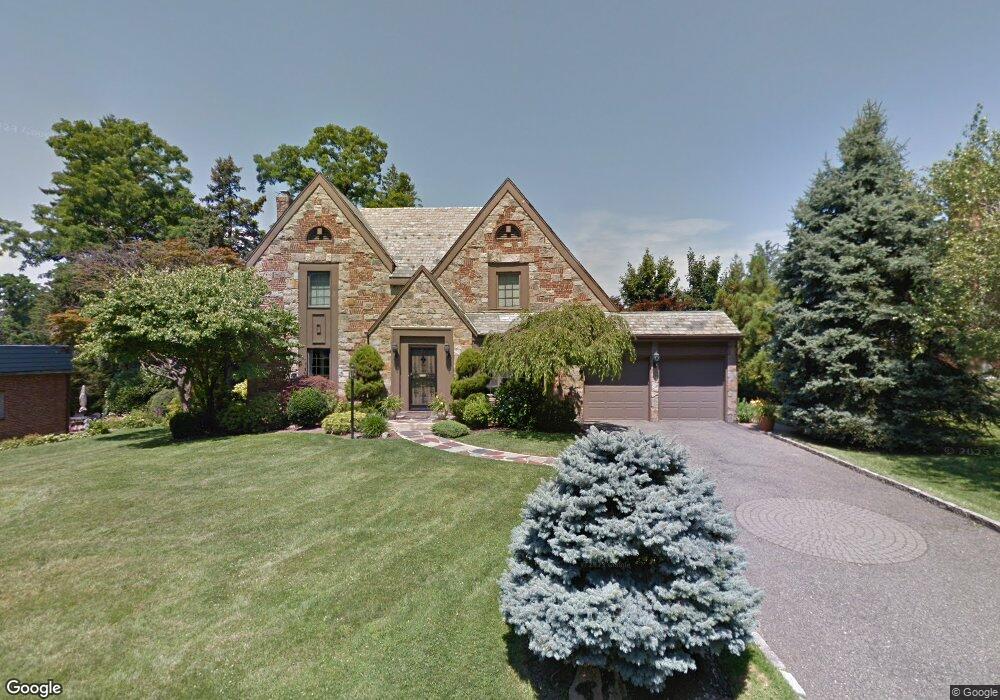 unlisted-address, Manhasset, NY 11030 - photo 1