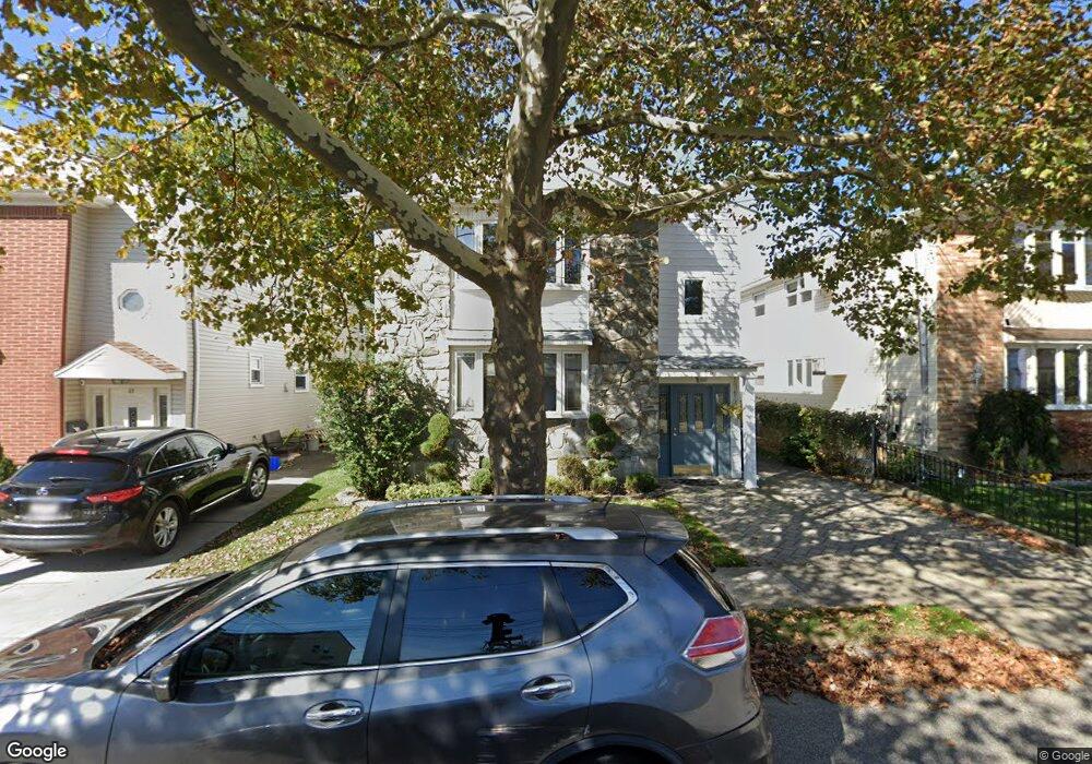 65 Hooper Ave, Staten Island, NY 10306 - photo 1