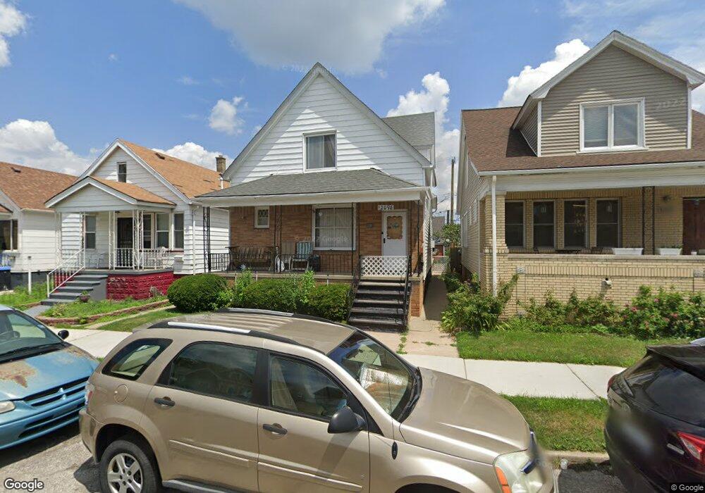 12098 Moran St, HamtraMcK, MI 48212 - photo 1