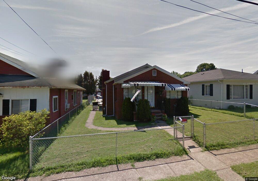 522 17th St, Dunbar, WV 25064 - photo 1