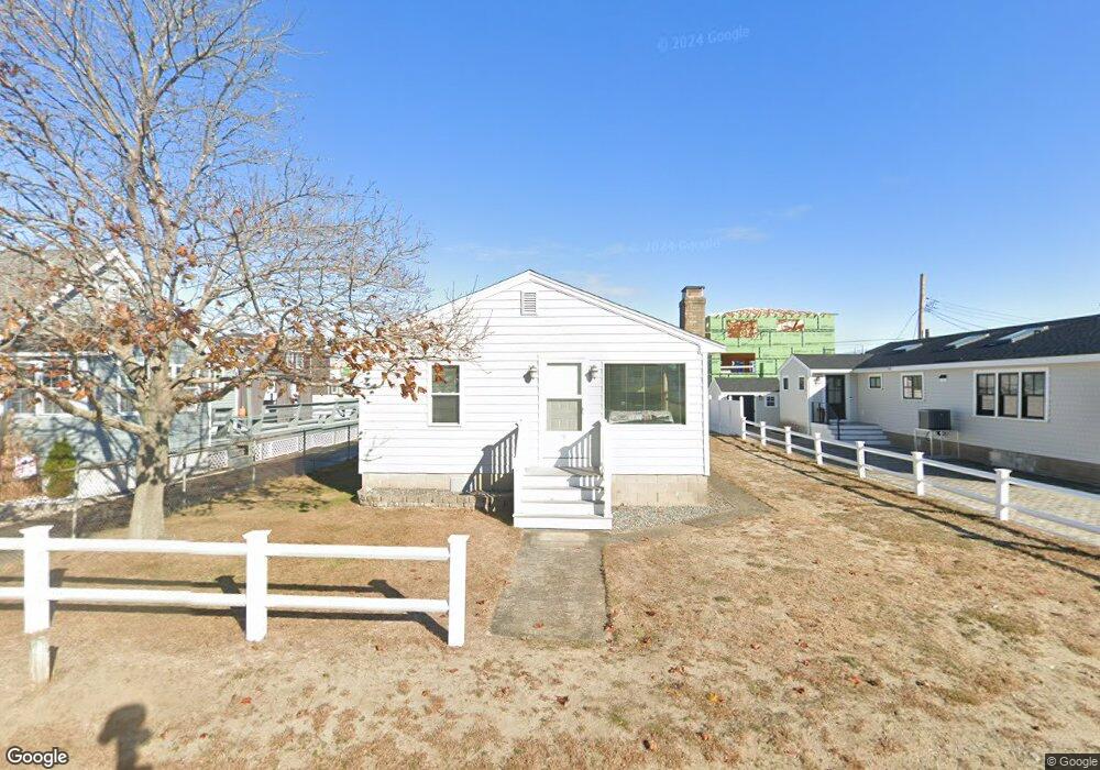 152 Franklin St, Seabrook, NH 03874 - photo 1