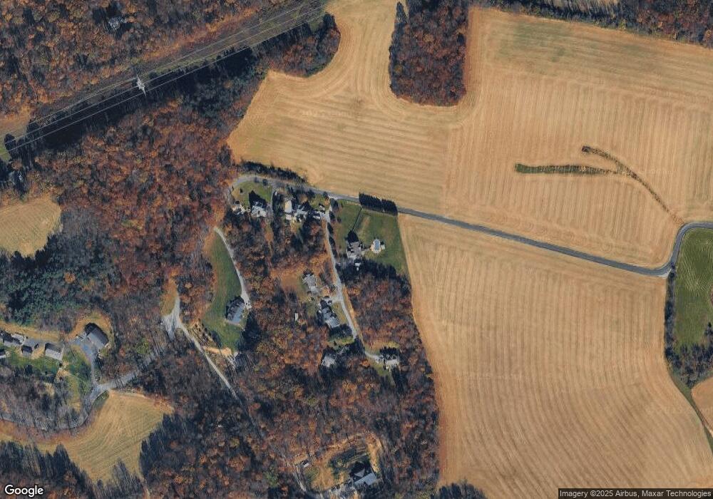 4905 Smithfield Dr, Manchester, MD 21102 - photo 1