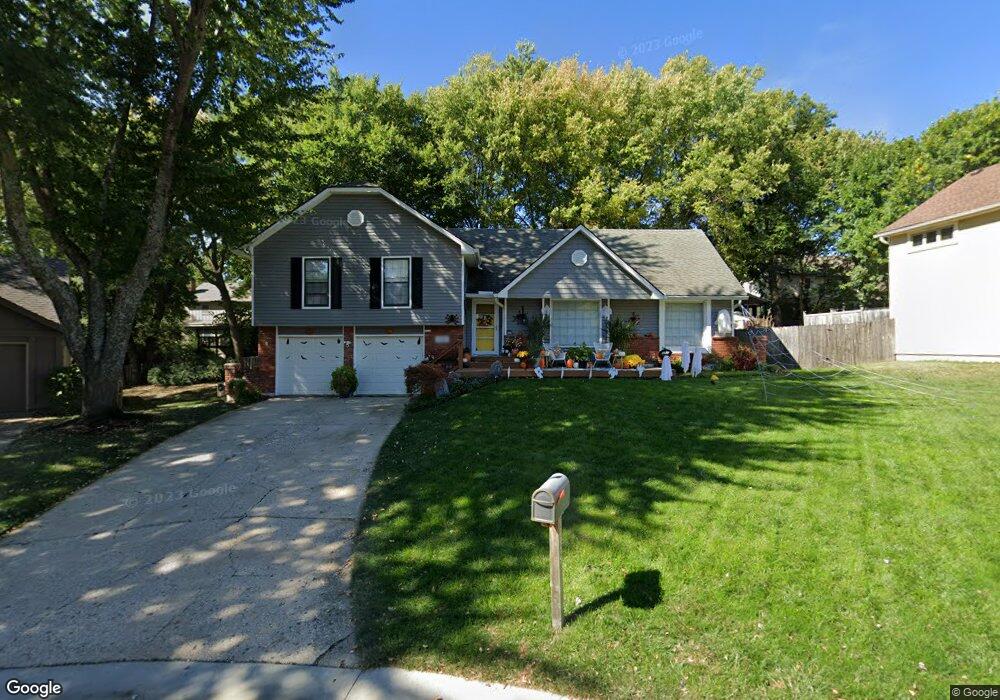 7018 Bradshaw St, Shawnee, KS 66216 - photo 1