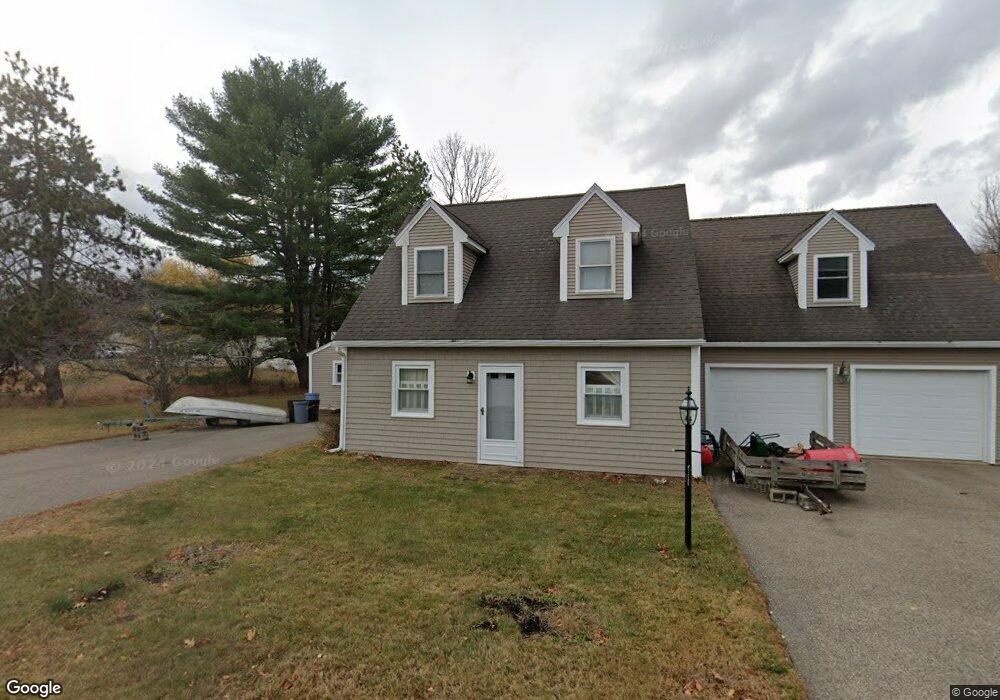 274 Holly Ln, Portsmouth, NH 03801 - photo 1