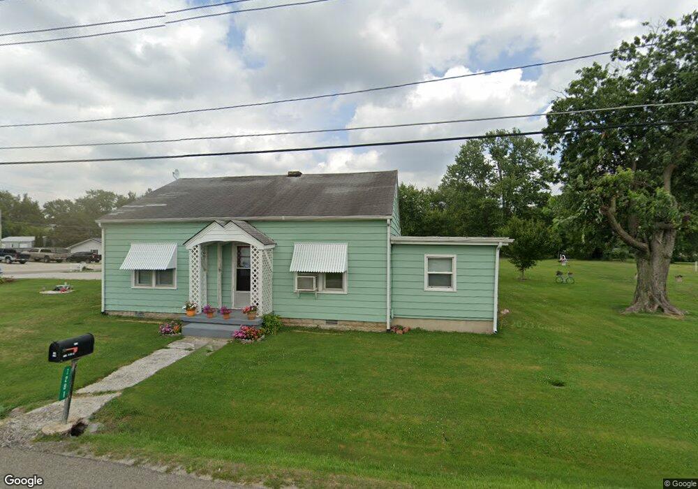 1281 C St NW, Linton, IN 47441 - photo 1