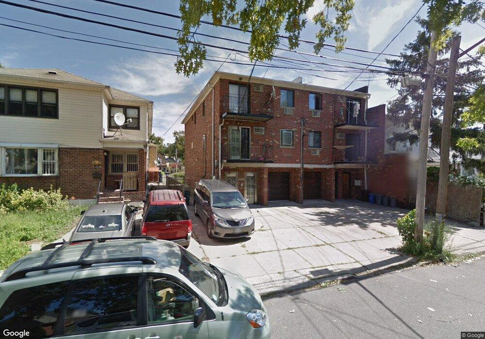 4649 160th St, Flushing, NY 11358 - photo 1