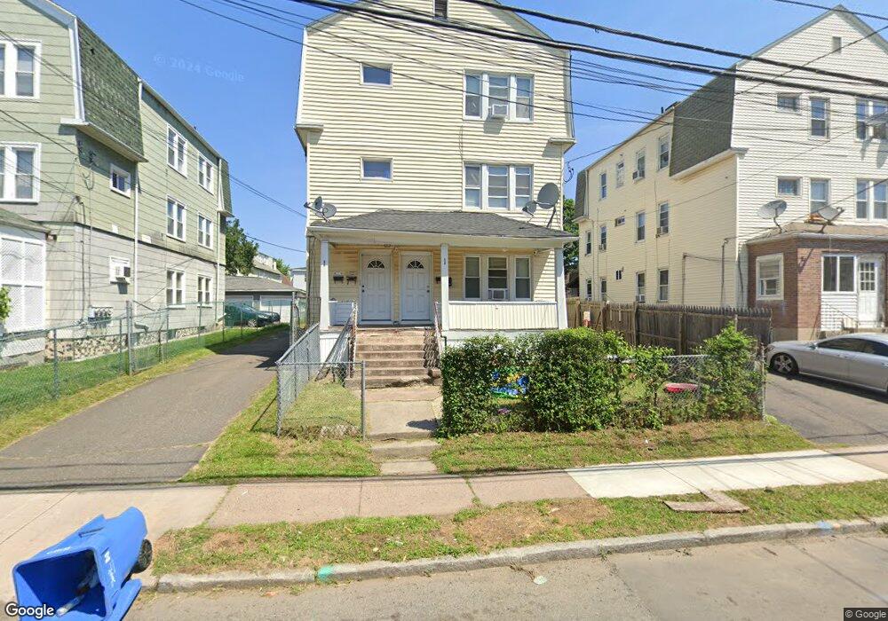 58 Standish St unit 60, Hartford, CT 06114 - photo 1