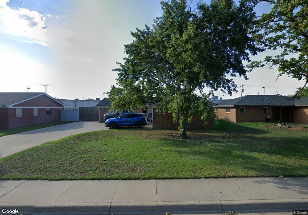 1204 Walnut St, Dumas, TX 79029 - photo 1