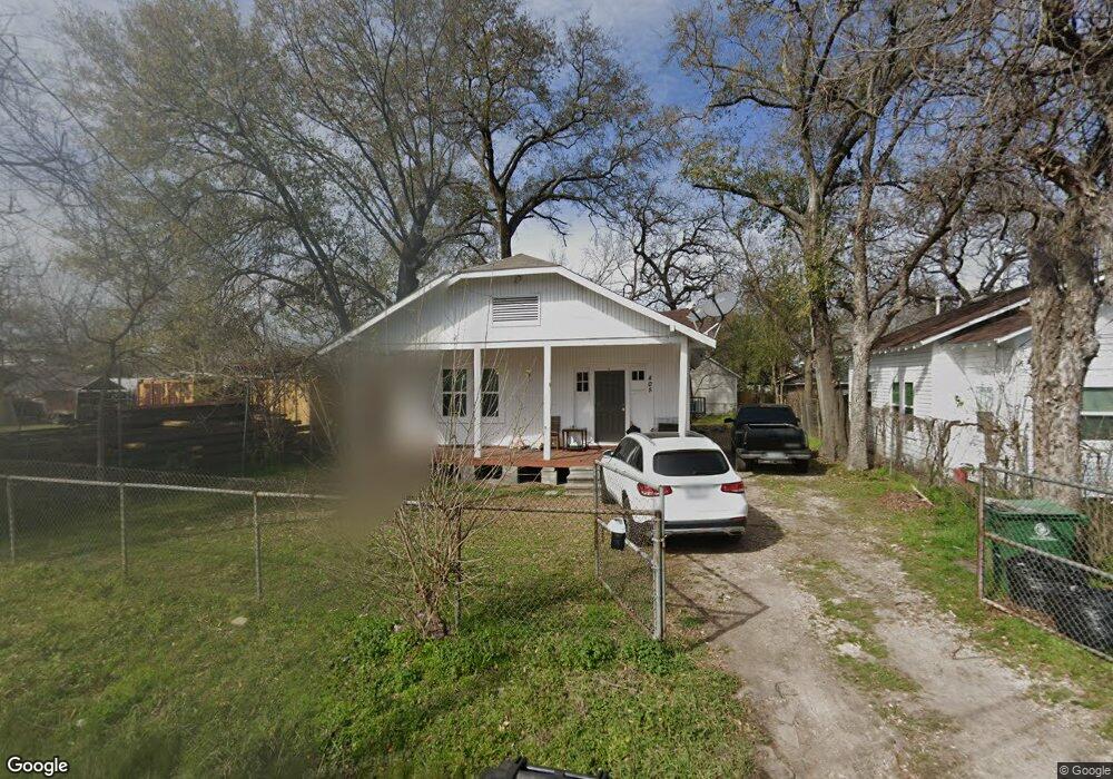 405 Melbourne St, Houston, TX 77022 - photo 1