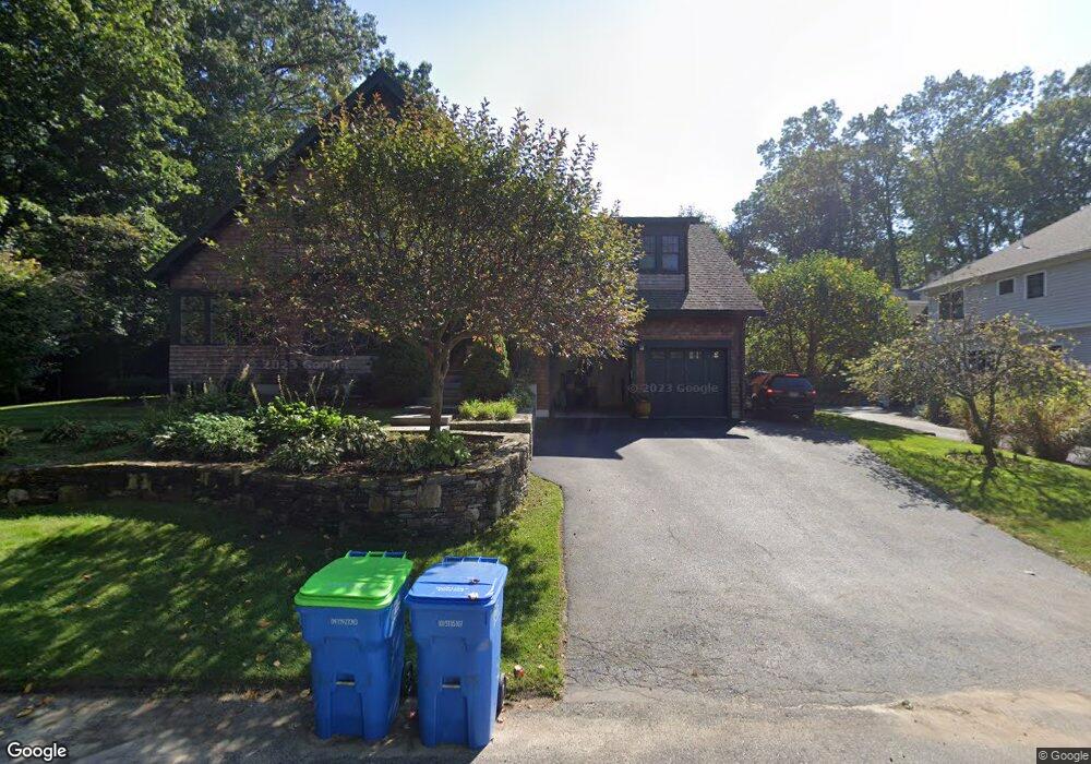 31 Priscilla Rd, Wellesley Hills, MA 02481 - photo 1