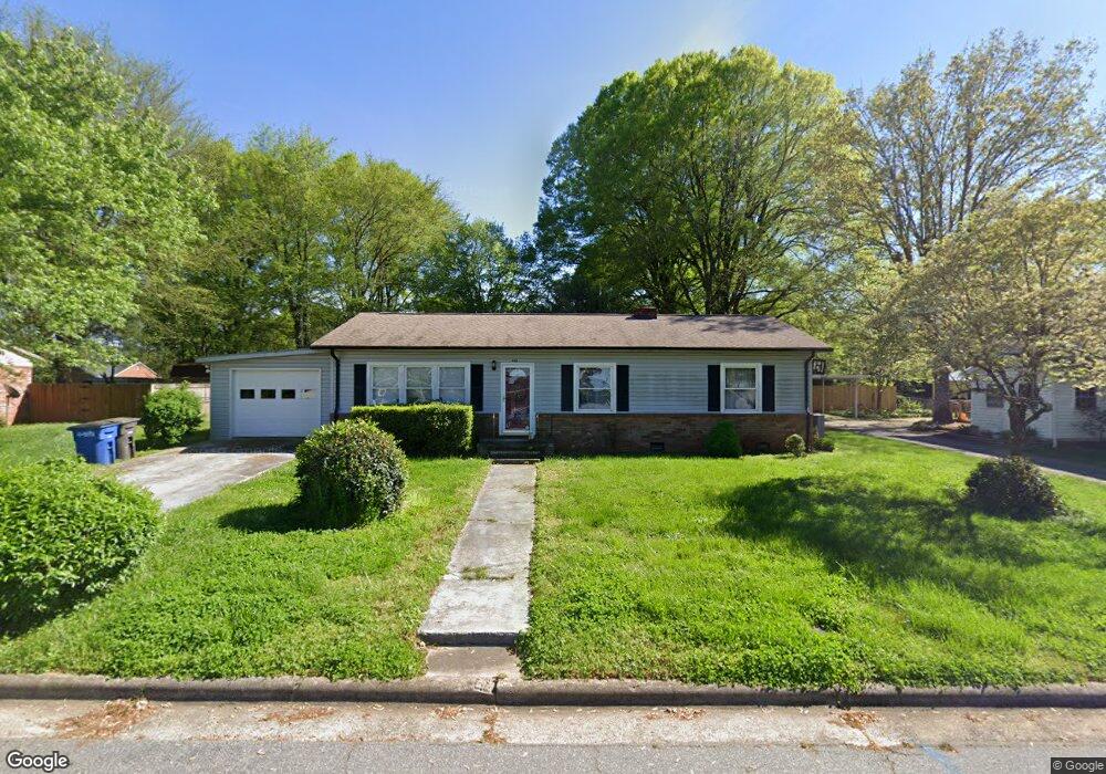 448 Virginia Ave, Statesville, NC 28677 - photo 1