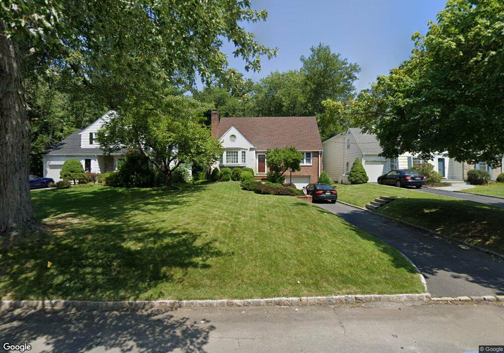 22 W End Ave, Summit, NJ 07901 - photo 1